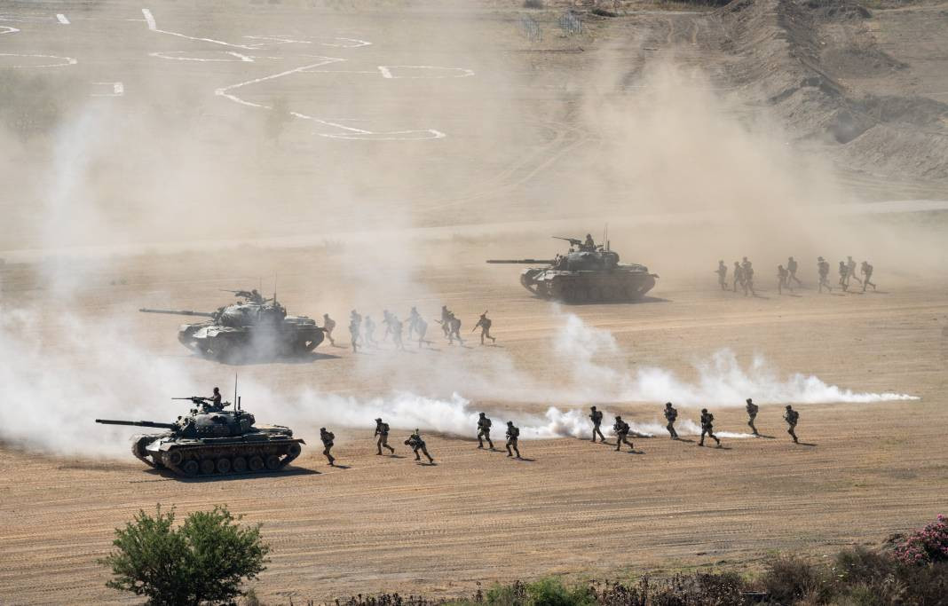 Türk Ordusu gücünü dünyaya böyle gösterdi. EFES-2024 Tatbikatı başarıyla tamamlandı - Resim: 8